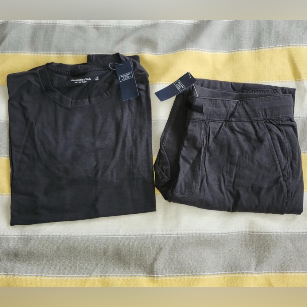 Abercrombie and Fitch Men Sleepwear size Large NWT